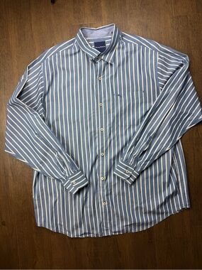 Tommy Bahama Blue and White Dress Shirt